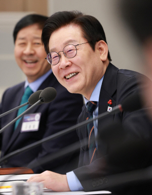  , ݵü  "ʿ ,  ⿩ش޶"