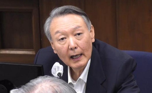 �� 16�� ù ������8�� ����, 1�� ���������� 6���� ����