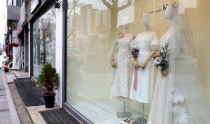 ���� ���� ��ȥ���� 1�νĴ� ù 9�������λ� ����� 330����