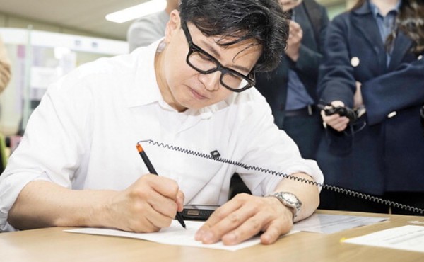 �ϰ� �ֹ� �ѵ��� ������� ���� �ɱ�, �п� �Ҿ� �ɱ�