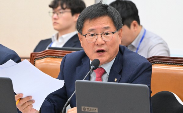 ����� "�����Ź� ������ ������ ���� ����" ��Ÿ�� �λ�뵿û�� "������ ���"