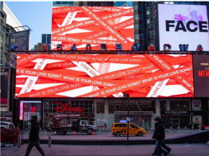 "´ç½ÅÀÇ ·¯ºê¼ÛÀº ¹«¾ùÀԴϱî?"¡¦'ÄĹé' BTS°¡ ¼¼°è¿¡ ´øÁø Áú¹®