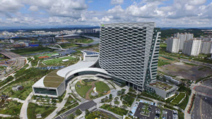 LH ½ÅÀÓ »çÀå, ¿ÜºÎ Àλç¿Í ³»ºÎ Àλç Áß ´©°¡ µÉ±î