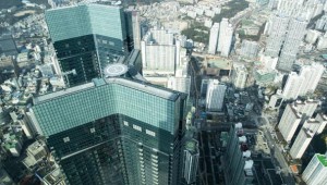 ������� ûŹ�� 32�� ��� ���ǡ�����Ƽ �̿��� �峲 ���