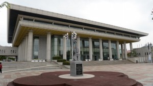 �λ깮ȭȸ�� ���𵨸��� ������ ����� ���