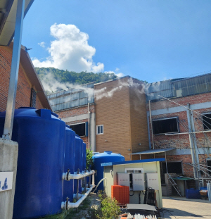 ���ؽ�, �Ѹ��� ����������� ���� 1�� ��������������ȭ�� ����