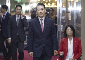 ������������ �Ű� �� �׾�ߡ����� ���о���̱� �ȵš�