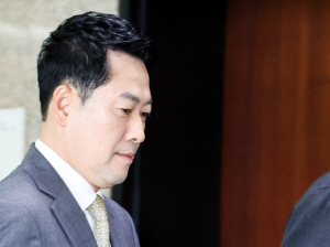 ����ġ���ܡ� ��Ʃ�� �ѵ��ڴ�, �嵿�� ����ŷ ���� �ұ��� ��ġ
