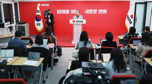 ����, ���� �߰� �������������� ���� �˰�