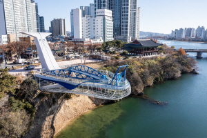 ���ο� ��ȭ�� ���� '��ȭ�� ��ī�̿�ũ' �ذ�