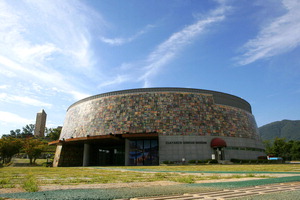 ���� ���߻�������, ������ �ָ����� ��ȭ�ڿ� ������100���� ����