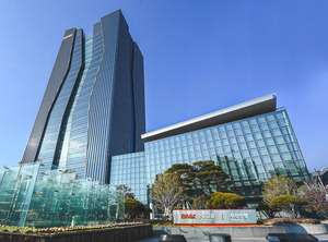 BNK, 忡 21 Ǭ