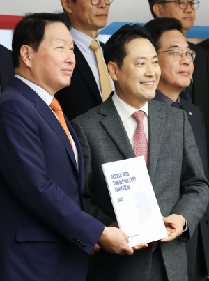 ѻ- åȸ...¿ "   ʿ"