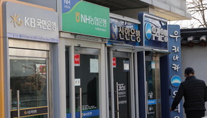 ������ ���� ���Ρ����ſ���, ���ݸ� ī��С���ξ� ��