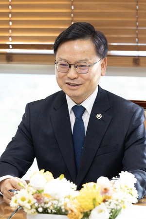 ���ϱ��׷� �ô� ä�񡦰���������ؿ��� �� �λ� ���� �ѷ¡�