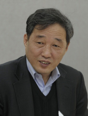 °µ¿¼ö ÀÛ°¡ ¡®¿ÜȲ° ¹®ÇÐ»ó¡¯ ¼ö»ó