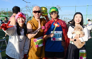 Ʊ  а, ݷ߰ ߸߰Բ ູ ס