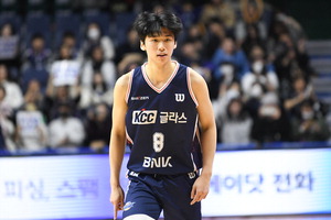 KCC ¡®½´ÆÛ·çŰ¡¯ À±±âÂù °¡¼¼¡¦ºÒºÙÀº ÇÁ·Î³ó±¸ ½ÅÀÎ¿Õ °æÀï