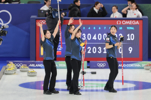 ���� �ø�, �߱��� ¥���� �� �� �� �¸�������κ� 4�� 2��