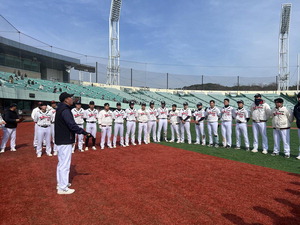 ��� ������ ������ ��ǳ�� ǻó�� �۾���