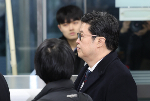 ��Ȩ�÷��� ���¡� MBK �躴�� ȸ�� ���ӽɻ硦 ��� ��ʰ� ���� ��