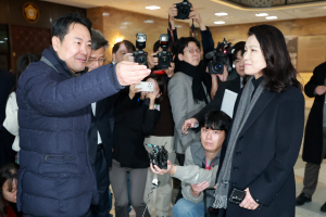 �嵿�� ��������, ��ȸ�� �ʿ��� �ι��������� ���� �û�