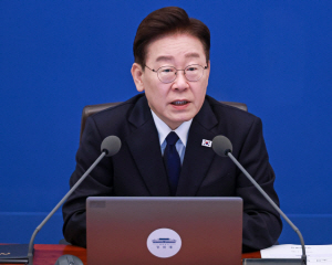  찴���� ��IMF �� 30�� ���� ���ơ��־� ���� ���С�