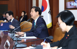 K-Ǫ�忡 ȭ��ǰ���Ƿ�������'�Һ��� ��Ÿ���' Ű���