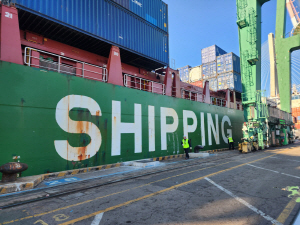 �Ű����εμ� �߱��� ���� �ػ����� �߶��� ����