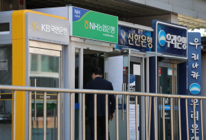 4�� �������� 'LTV ����' ��ǷΡ�"6��8000��� ����"