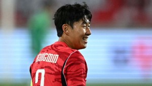 SON A매치 최다골 대기록에도…뒤숭숭한 韓축구