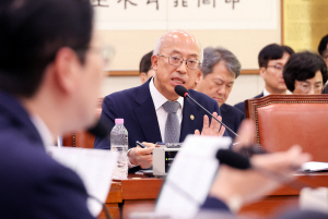 조원철 법제처장 "청와대 재제청 요구, 헌법 위배 아냐"