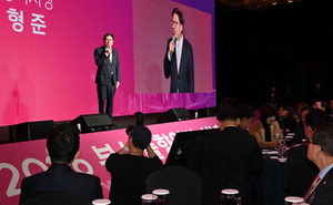 ���￡ ���� �����Ρ��ӽ���, �λ� �̷����� ����