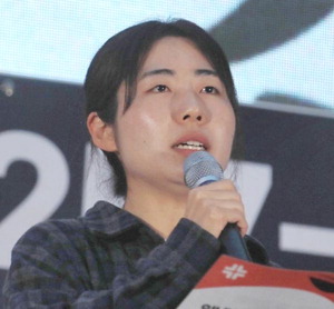   ƹ ó  ޾ơû  Ѻ ͡