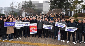 �λ굵��ö ������ ��Ÿ�� ��, ������� ���⵿�� ���� �ѷ���