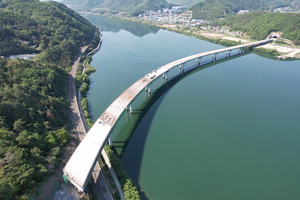 ����~��� �մ� �����뱳, 6�� ����