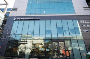 �λ� ��ŸƮ�� ����ó���� �߽����� ������μ� ���ڷε��